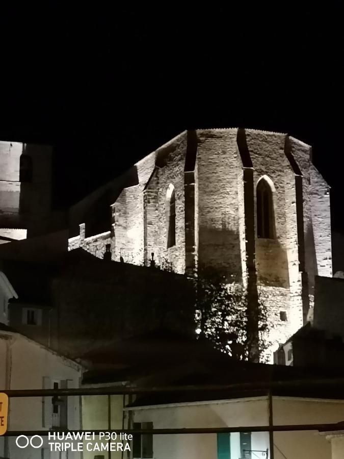 Beau studio rénové avec vue Vieux Hyères Esterno foto