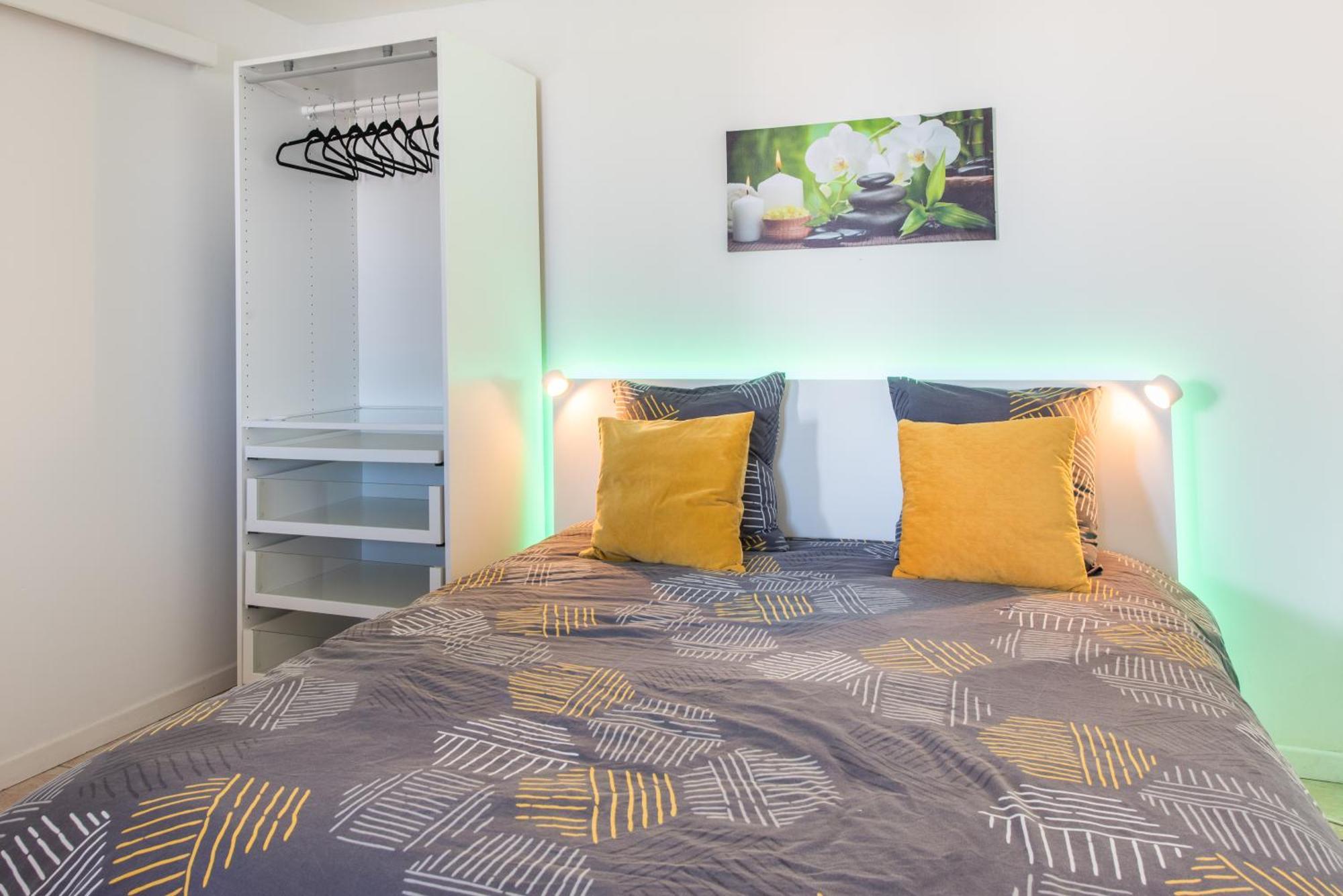 Beau studio rénové avec vue Vieux Hyères Esterno foto